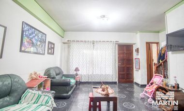 Dúplex 4 ambientes con jardín - Villa adelina.