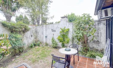 Dúplex 4 ambientes con jardín - Villa adelina.