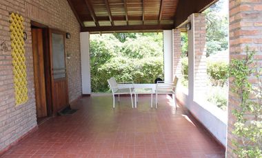 Casa en venta - 1 Dormitorio 1 Baño - 90Mts2 - Villa Gesell