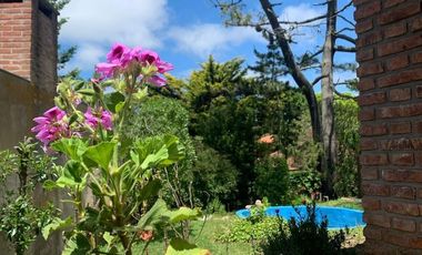 Casa en venta - 1 Dormitorio 1 Baño - 90Mts2 - Villa Gesell
