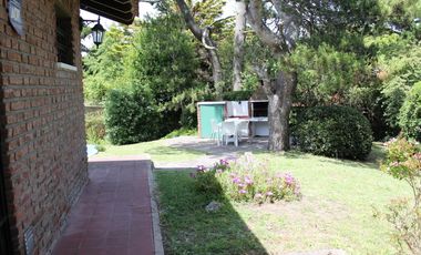 Casa en venta - 1 Dormitorio 1 Baño - 90Mts2 - Villa Gesell