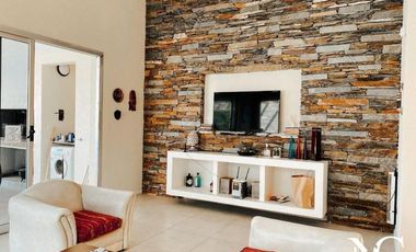 Casa en venta en Costa Esmeralda 4 dormitorios