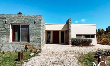 Casa en venta en Costa Esmeralda 4 dormitorios