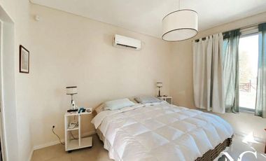 Casa en venta en Costa Esmeralda 4 dormitorios