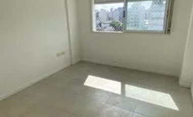 CABALLITO,2AMB,CONT,LAUNDRY,BALCÓN,COCHERA,PARRILLA,TERRAZA, CONTRAFRENTE, MUY BUEN ESTADO/ UBICACION