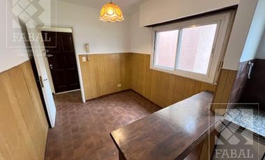 Departamento  venta Centro, 3 dormitorios y baño