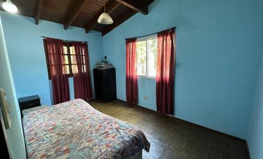 chalet de 5 dormitorios en Barrio Parque Bernal