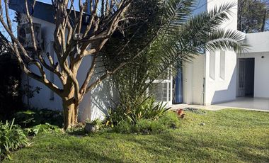 Casa en alquiler Beccar San Isidro