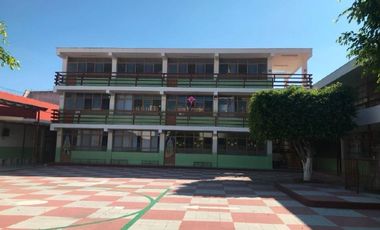 VENTA DE EDIFICIO COMO TERRENO COMERCIAL EN EL CENTRO DE GUADALAJARA, JALISCO.