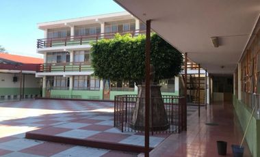 VENTA DE EDIFICIO COMO TERRENO COMERCIAL EN EL CENTRO DE GUADALAJARA, JALISCO.