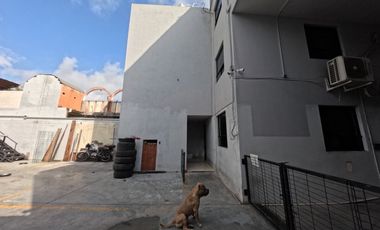 BODEGA COMERCIAL CON OFICINA EN VENTA EN COL. DEL MAESTRO
