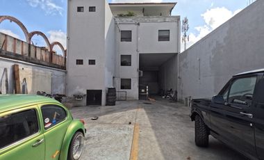 BODEGA COMERCIAL CON OFICINA EN VENTA EN COL. DEL MAESTRO
