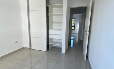 DEPTO GRAL PAZ - DOS DORMITORIOS CON COCHERA