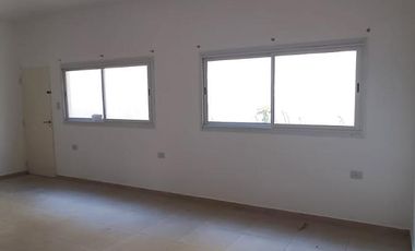 ALQUILO - Local en Barrio San Martin