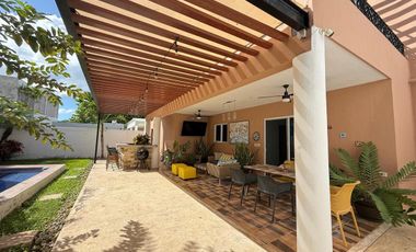 CASA EN VENTA MERIDA, FRACC. ALGARROBOS RESIDENCIAL, ENTREGA INMEDIATA.