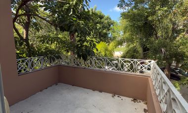 CASA EN VENTA MERIDA, FRACC. ALGARROBOS RESIDENCIAL, ENTREGA INMEDIATA.