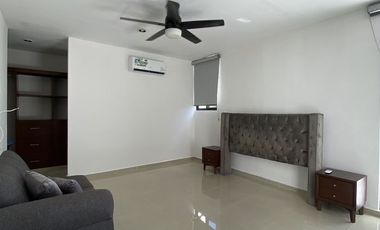 CASA EN RENTA MERIDA, CONKAL, PRIVADA MONTEVERDE, ENTREGA INMEDIATA.