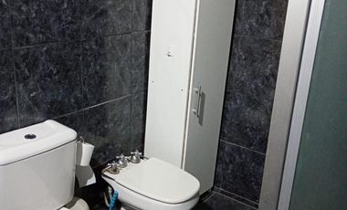 Vende Casa 2 dormitorios en Centenario -Barrio Sarmiento