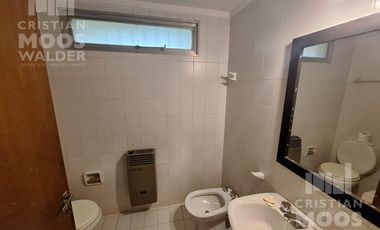 Casa Quinta en alquiler excepcional ubicación, vivienda o comercial.