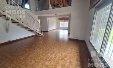 Casa Quinta en alquiler excepcional ubicación, vivienda o comercial.