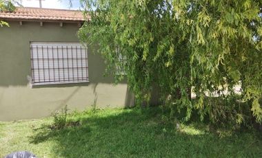 Casa en venta - 3 Dormitorios 1 Baño - Cochera - 215Mts2 - Mar del Plata