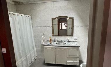 Chalet  en Remedios de Escalada