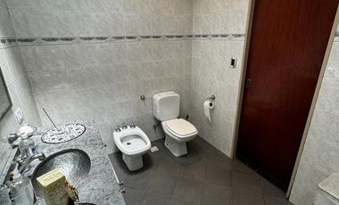 Chalet  en Remedios de Escalada