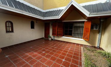 Chalet  en Remedios de Escalada