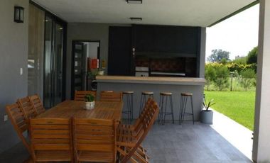 Casa en Venta La Alameda Canning