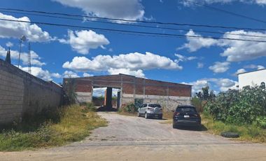 Bodega con oficinas y luz trifásica en renta – 945 m² en Cholula