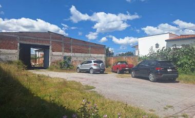 Bodega con oficinas y luz trifásica en renta – 945 m² en Cholula