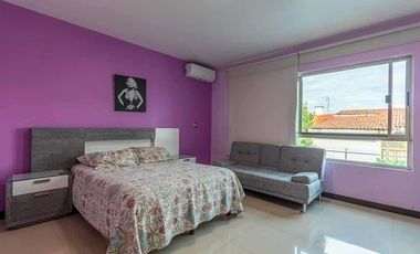CASA 5 RECAMARAS EN BUGAMBILAS PRIMERA SECCION