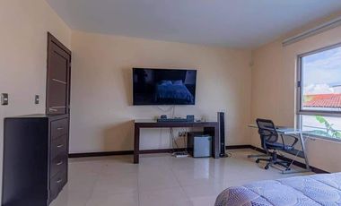 CASA 5 RECAMARAS EN BUGAMBILAS PRIMERA SECCION