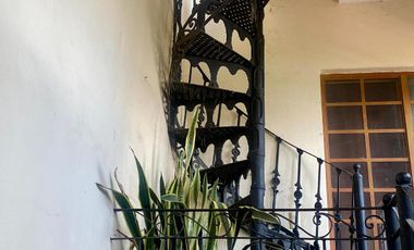 HOTEL EN VENTA SOBRE LA LAGUNA DE EN CAJITITLAN
