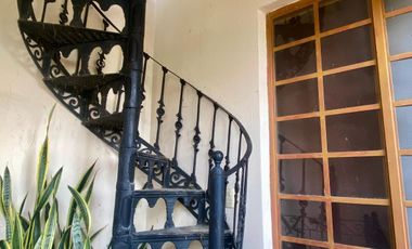 HOTEL EN VENTA SOBRE LA LAGUNA DE EN CAJITITLAN
