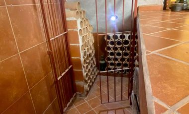HOTEL EN VENTA SOBRE LA LAGUNA DE EN CAJITITLAN