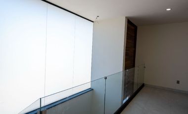 Venta Casa NUEVA  en Provenza 4 Recamaras