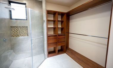 Venta Casa NUEVA  en Provenza 4 Recamaras