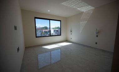Venta Casa NUEVA  en Provenza 4 Recamaras