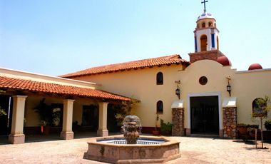 Terreno sobre el campo de golf