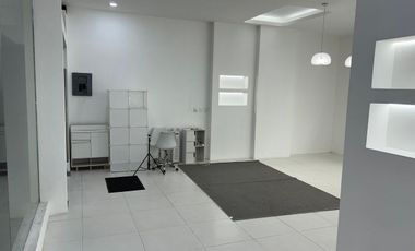 Excelente Local Acondicionado en Renta 149.50 m2 en Polanco.