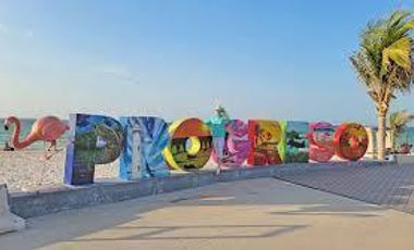 CASA EN RENTA EN PUERTO PROGRESO A UNA CALLE DE LA PLAYA