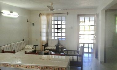 CASA EN RENTA EN PUERTO PROGRESO A UNA CALLE DE LA PLAYA