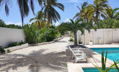 Casa en venta frente al mar en Chelem - HI2509384