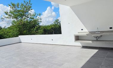 Renta amueblada| con paneles solares 4 recámaras dentro de privada Entre Parques