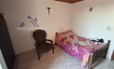 GIA 113. Casa en venta. Mosquera- Rincon de los Virreyes