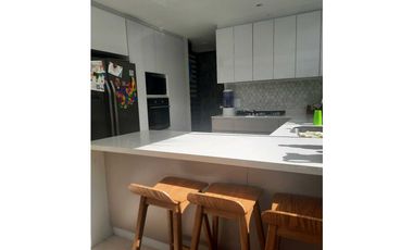 CASA CAMPESTRE EN VENTA VILLAVICENCIO TIERRA DEL SOL