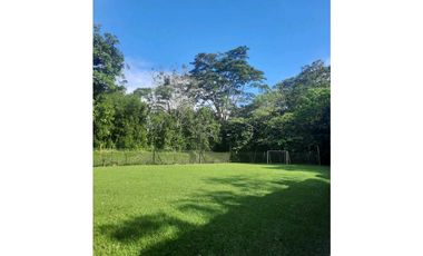 CASA CAMPESTRE EN VENTA VILLAVICENCIO TIERRA DEL SOL