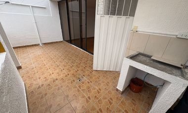 VENTA CASA 4 DORMITORIOS SIMON BOLIVAR SECTOR URABA