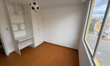 VENTA CASA 4 DORMITORIOS SIMON BOLIVAR SECTOR URABA
